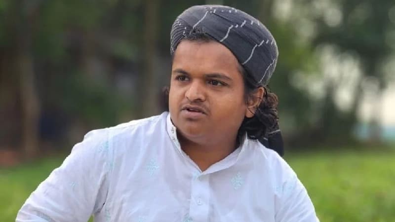 সোনারগাঁও এশিয়ান হাইওয়েতে ডাকাতের কবলে’...রফিকুল ইসলাম মাদানী